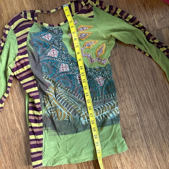 Save the Queen Top - Picture 7 of 7